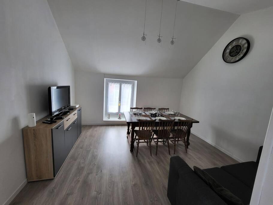 Appartement Proche Des Remparts Лангр Екстериор снимка